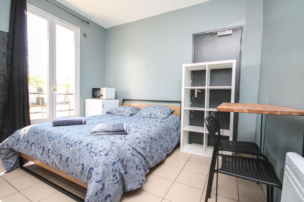 08 - Chambre Proche Paris Et Transports Avec Tv Wifi Сен-Дені Екстер'єр фото